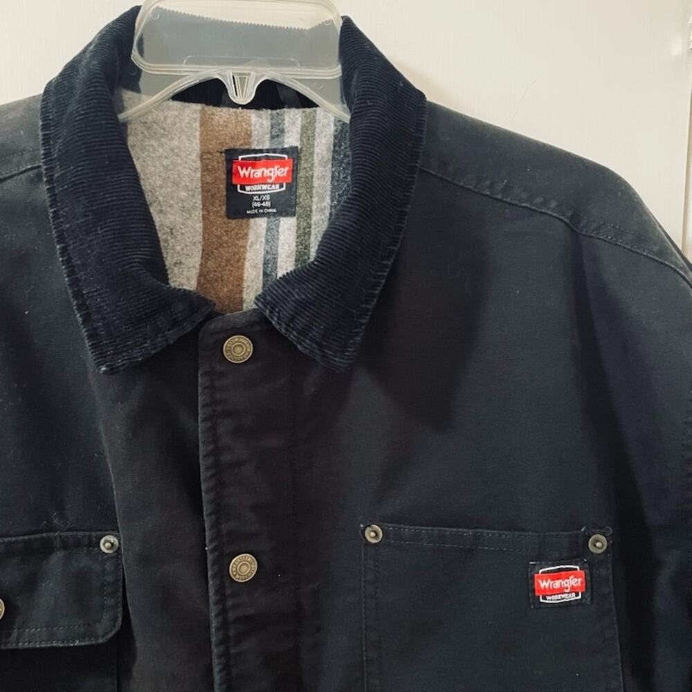 Wrangler Chore Jacket Mens XL Black Blanket Lined Canvas Utility Barn Workwear - Picture 2 of 10